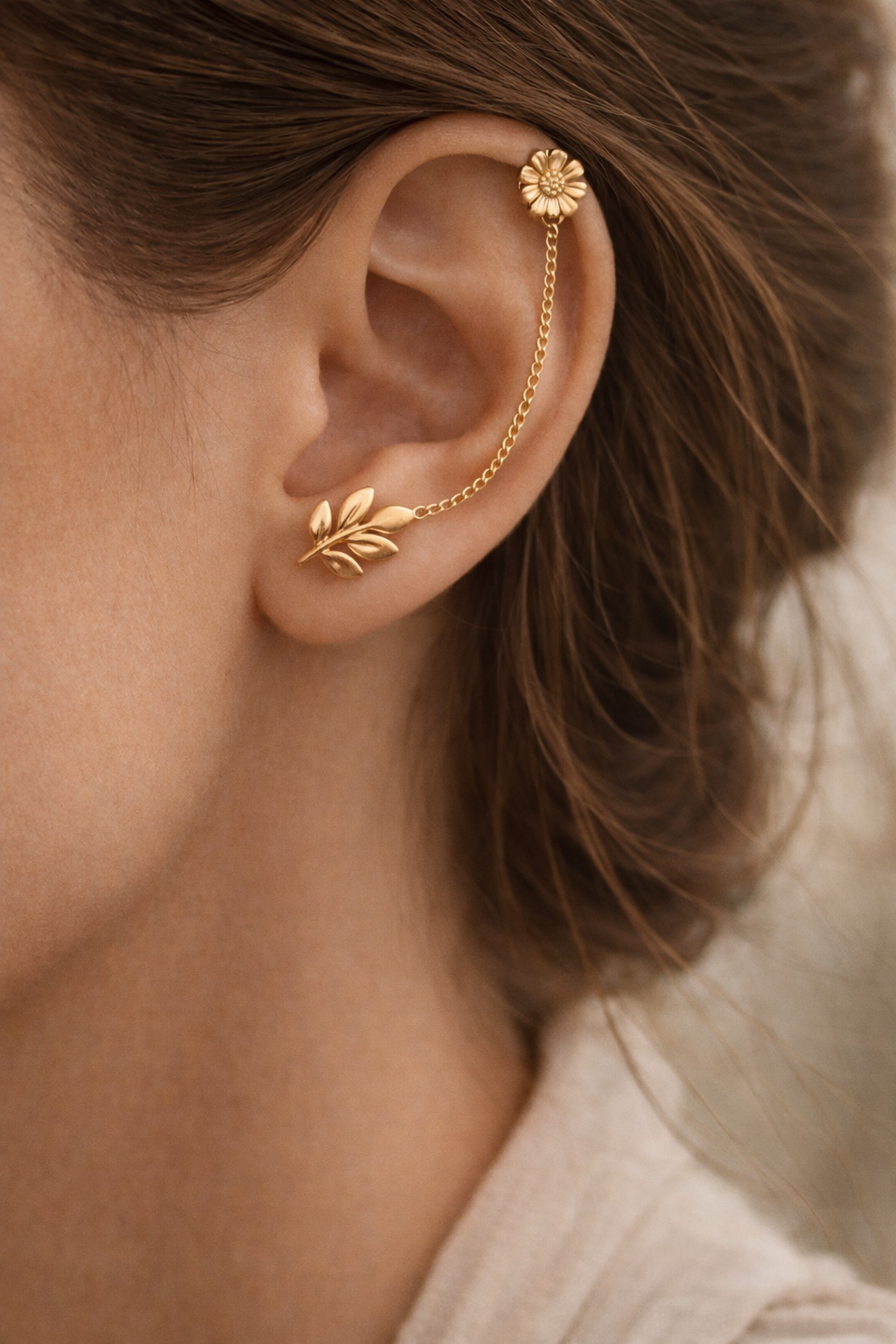 Boucle Florale Chaînée Dorée