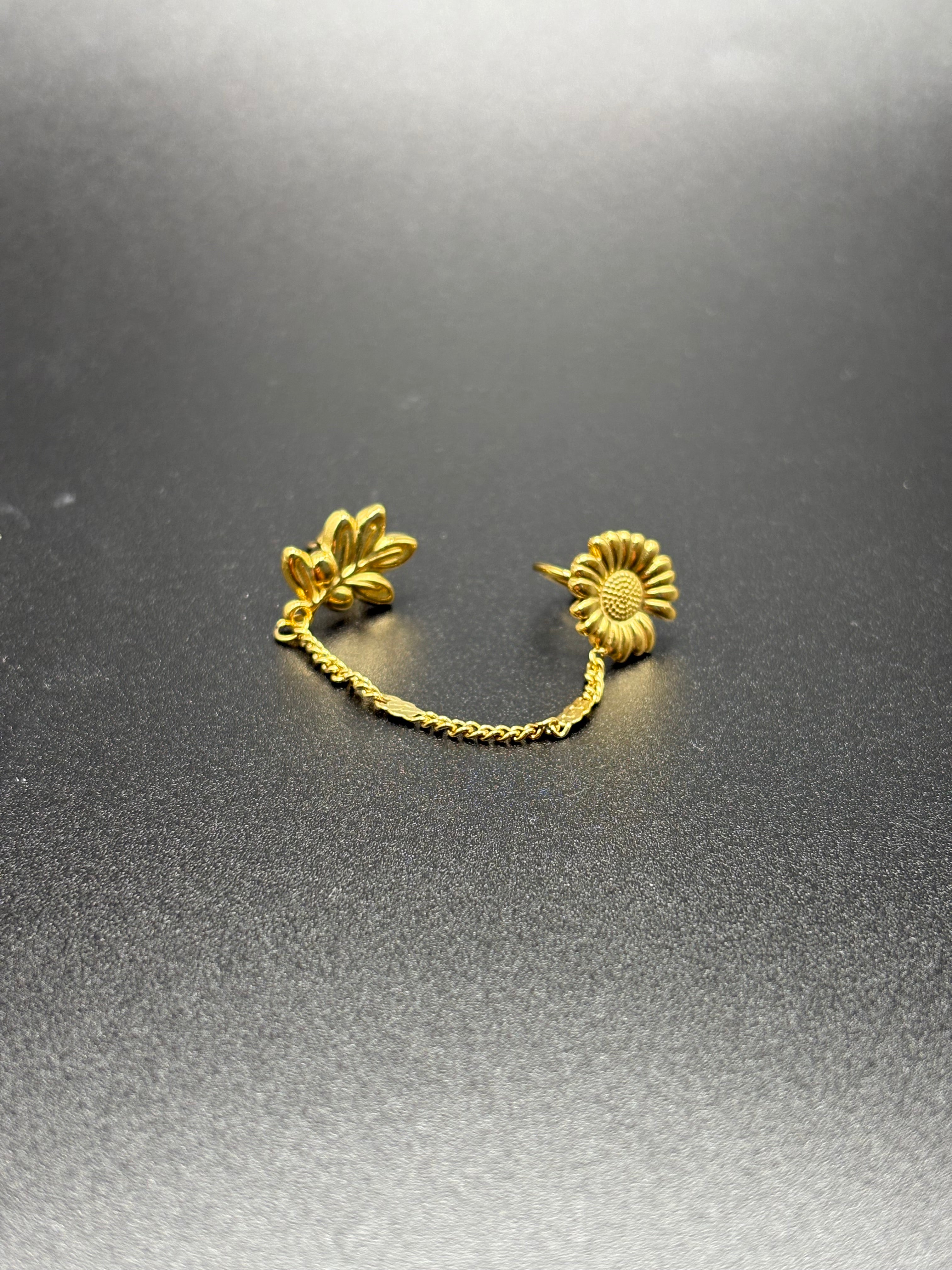 Boucle Florale Chaînée Dorée