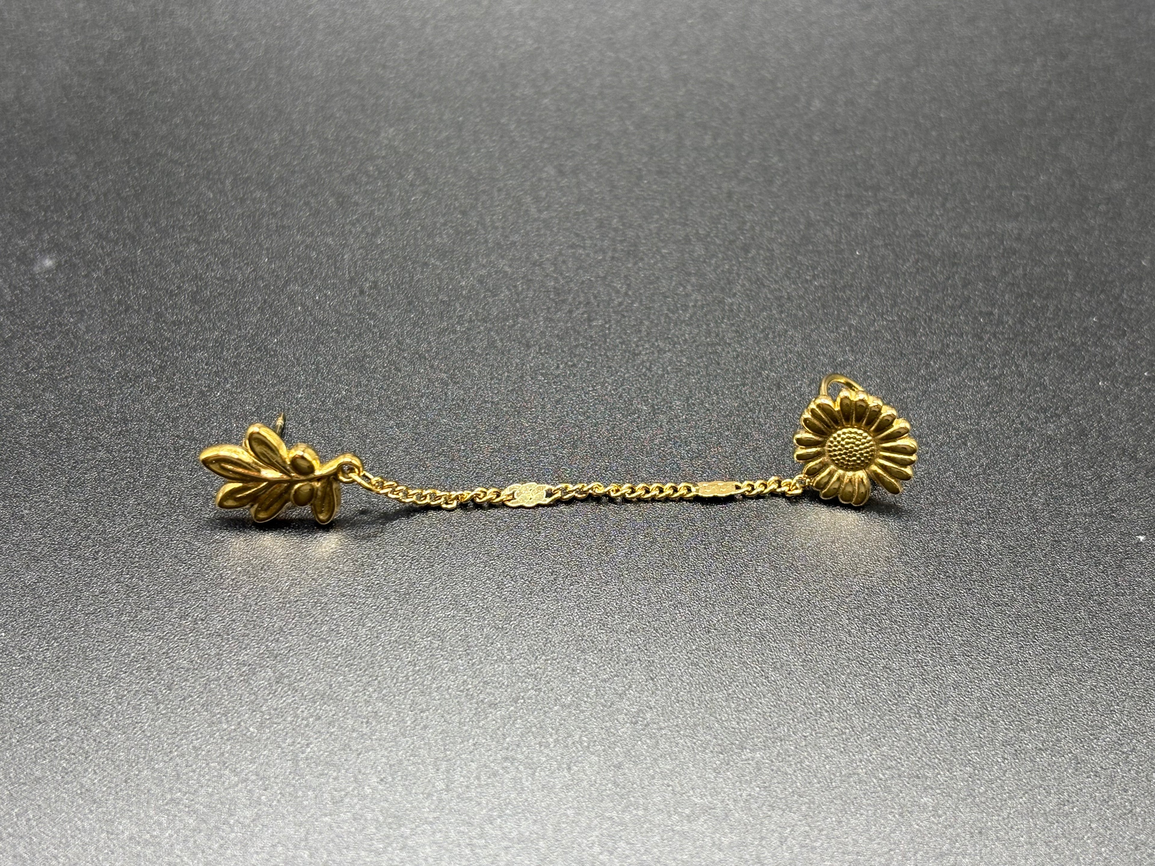 Boucle Florale Chaînée Dorée