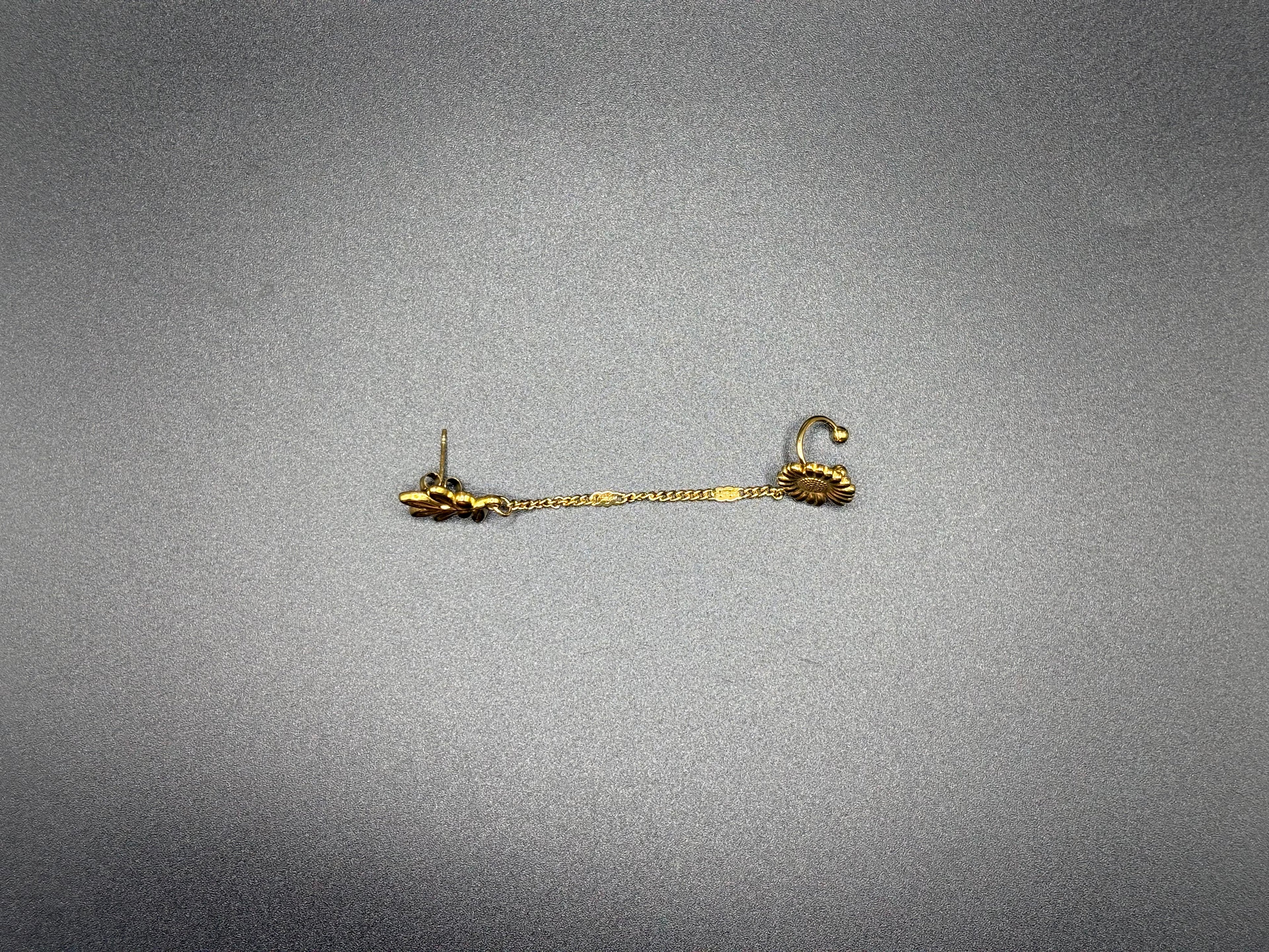 Boucle Florale Chaînée Dorée