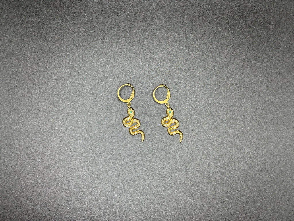 Boucles d’oreilles Serpent Doré – Œil Vert