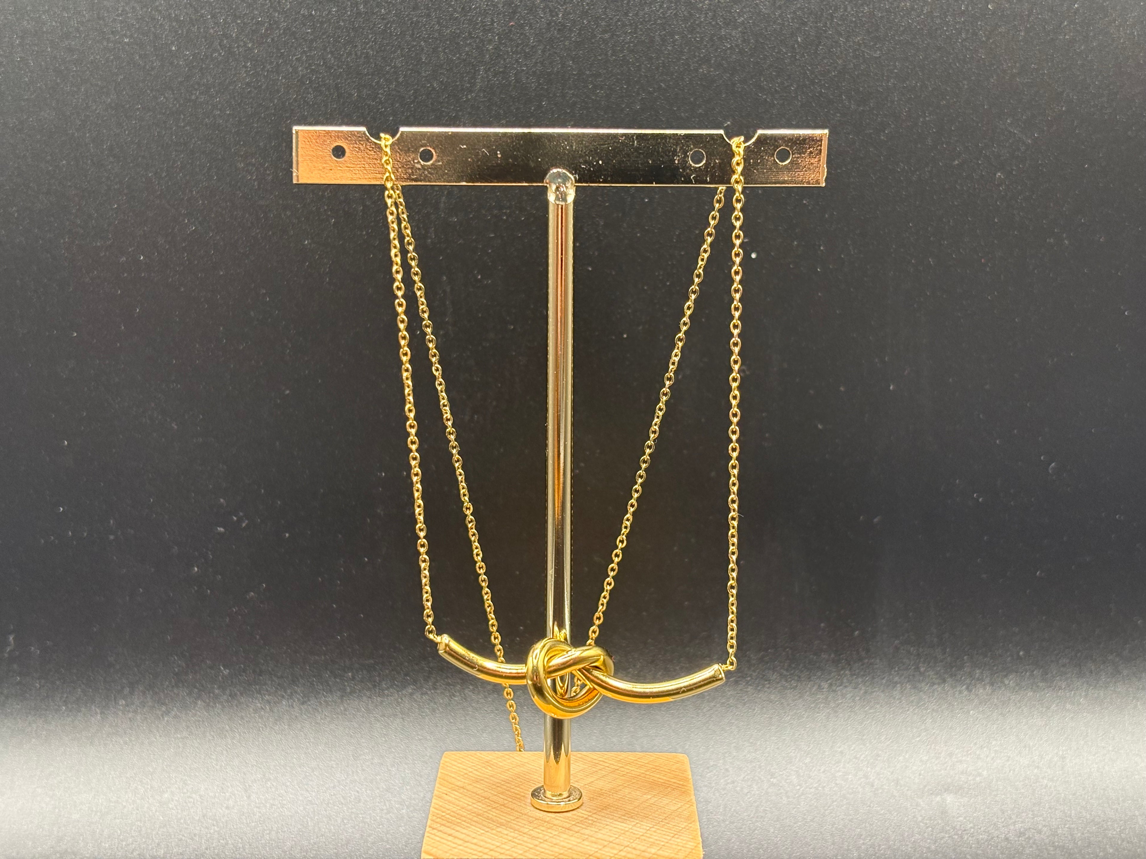 Collier Nœud Doré Minimaliste