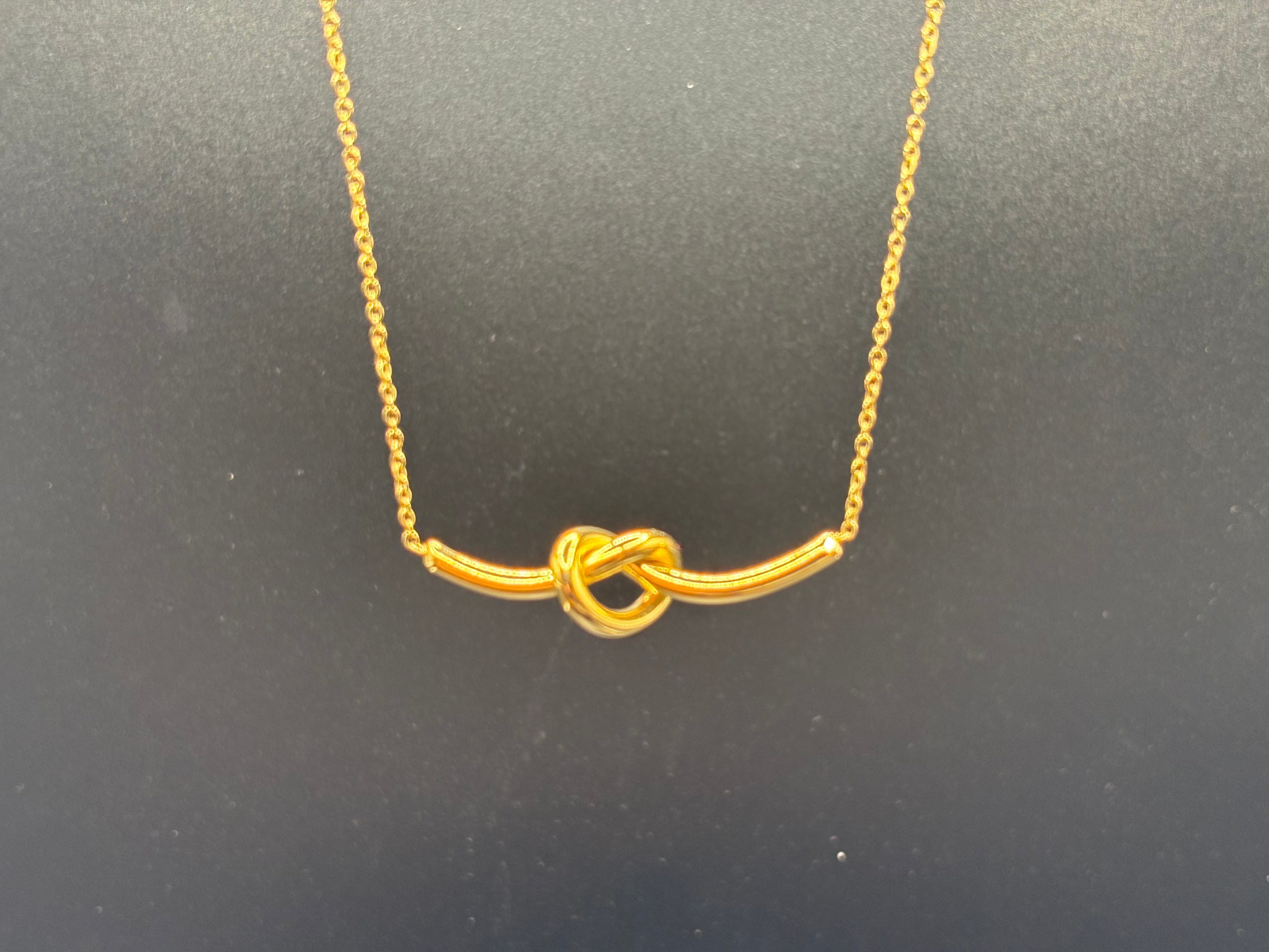 Collier Nœud Doré Minimaliste