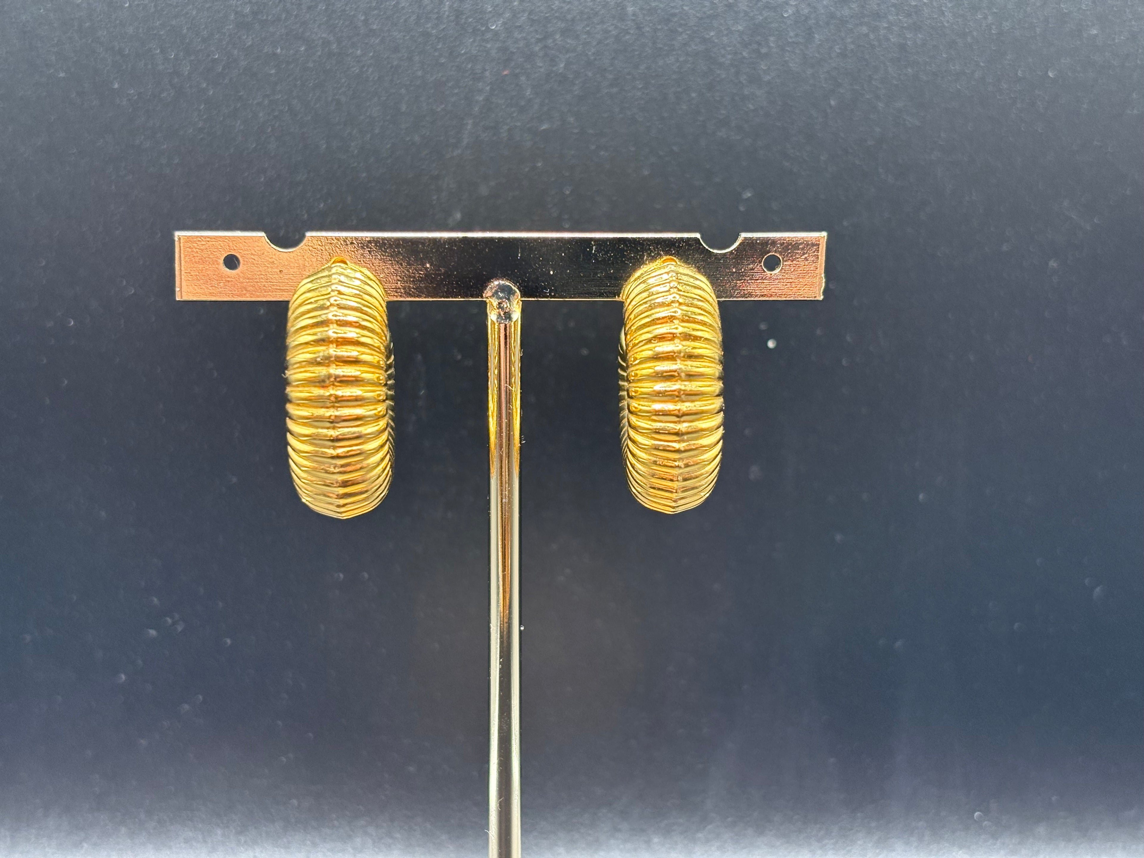 Boucles d’oreilles Créoles Texturées Dorées