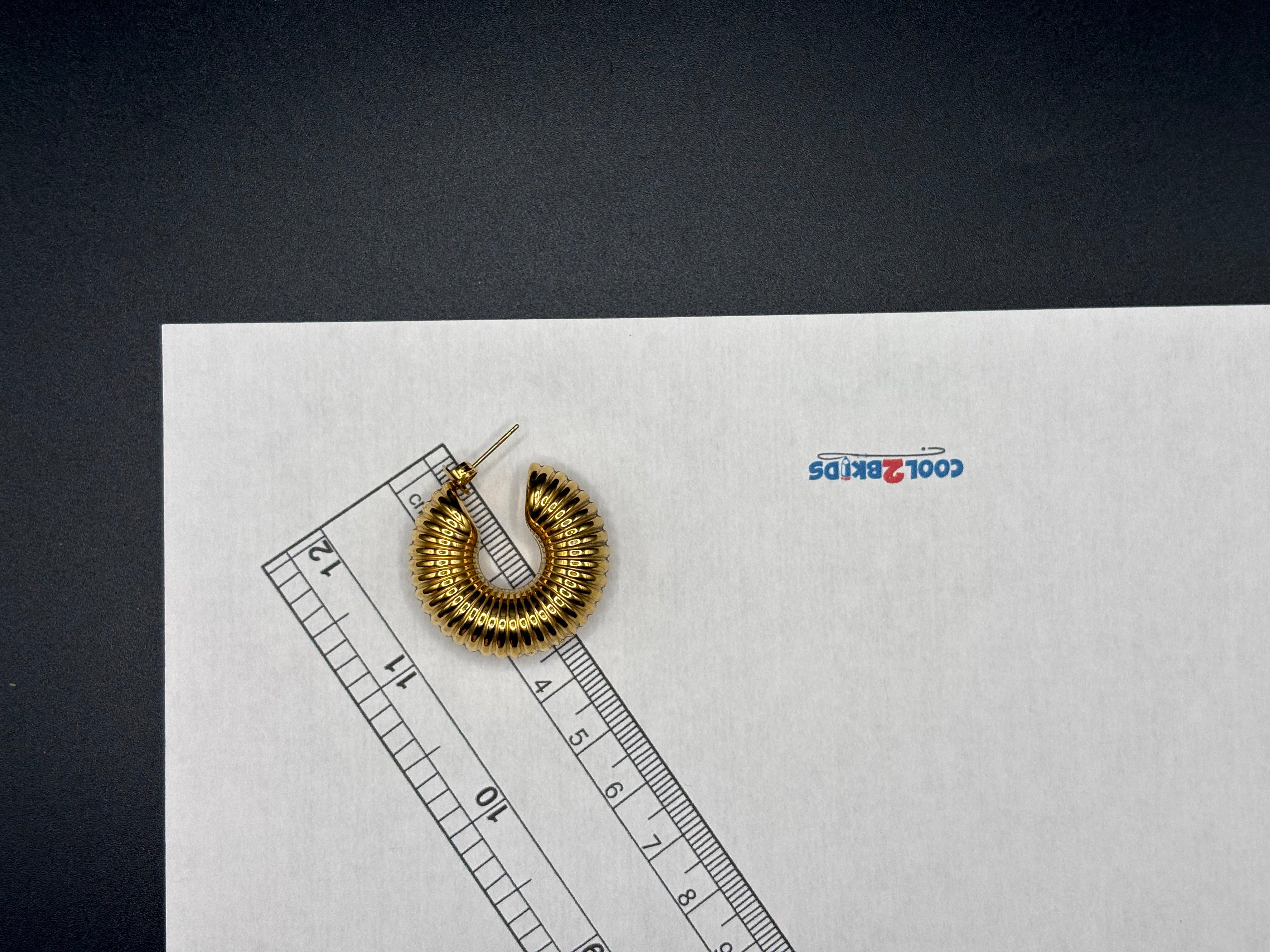 Boucles d’oreilles Créoles Texturées Dorées