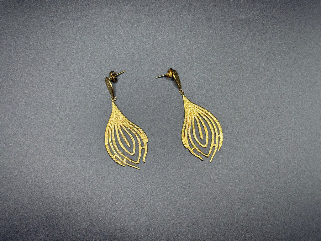 Boucles d’oreilles pendantes Feuille Dorée Sculptée
