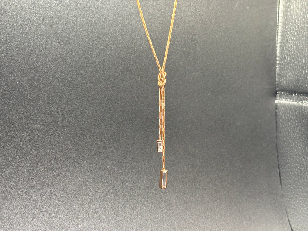 Collier Nœud Élégance – Finition Dorée